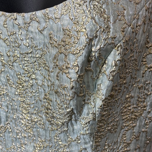 Platinum by Shelli Segal Formal Gown. Preowned - Picture 4 of 10